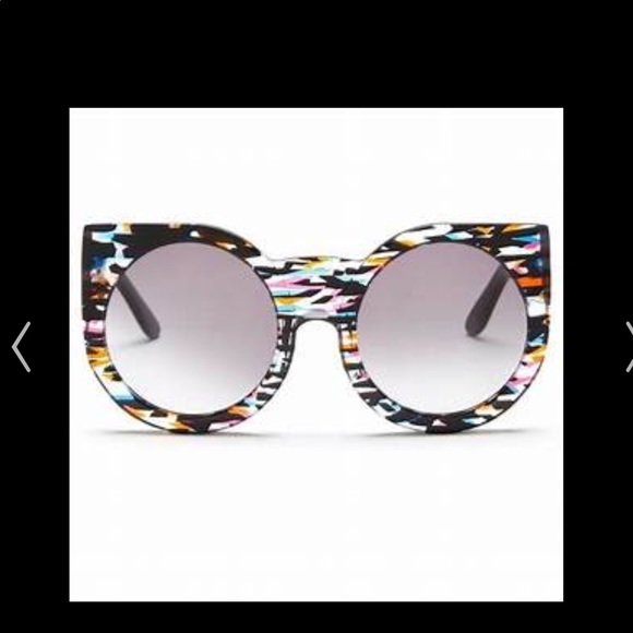 Wildfox Accessories - RARE WILDFOX GRANNY fireworks Sunnies